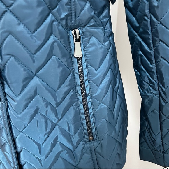 Calvin Klein Peacock Color Quilted Chevron Jacket - Size Small - Duplicate - Picture 6 of 15